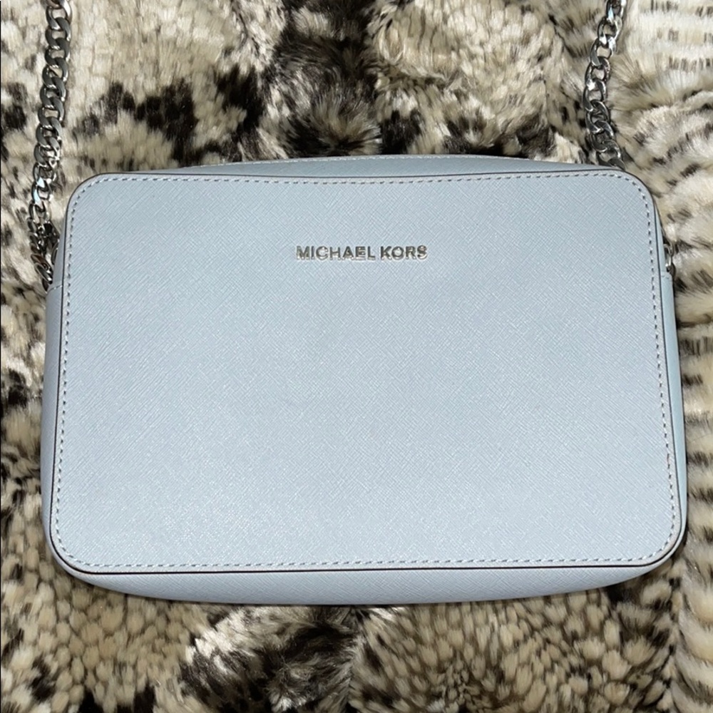 Cross body MK purse! NWOT